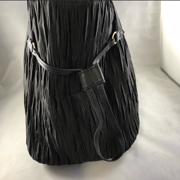 Victoria’s Secret Black Ruched Tote Bag NWT - Picture 3 of 8